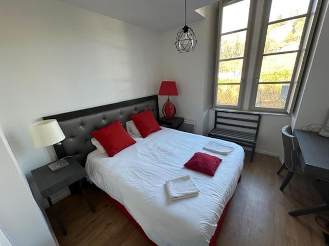 Cocon Au Calme Sur Vezere Apartment Uzerche Luaran gambar